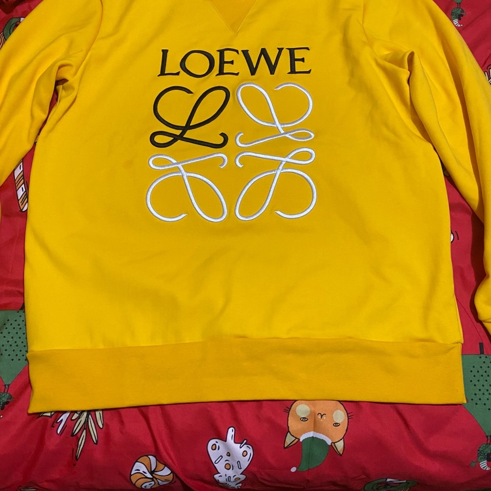 Sweatshirt - Picture 3 of 3